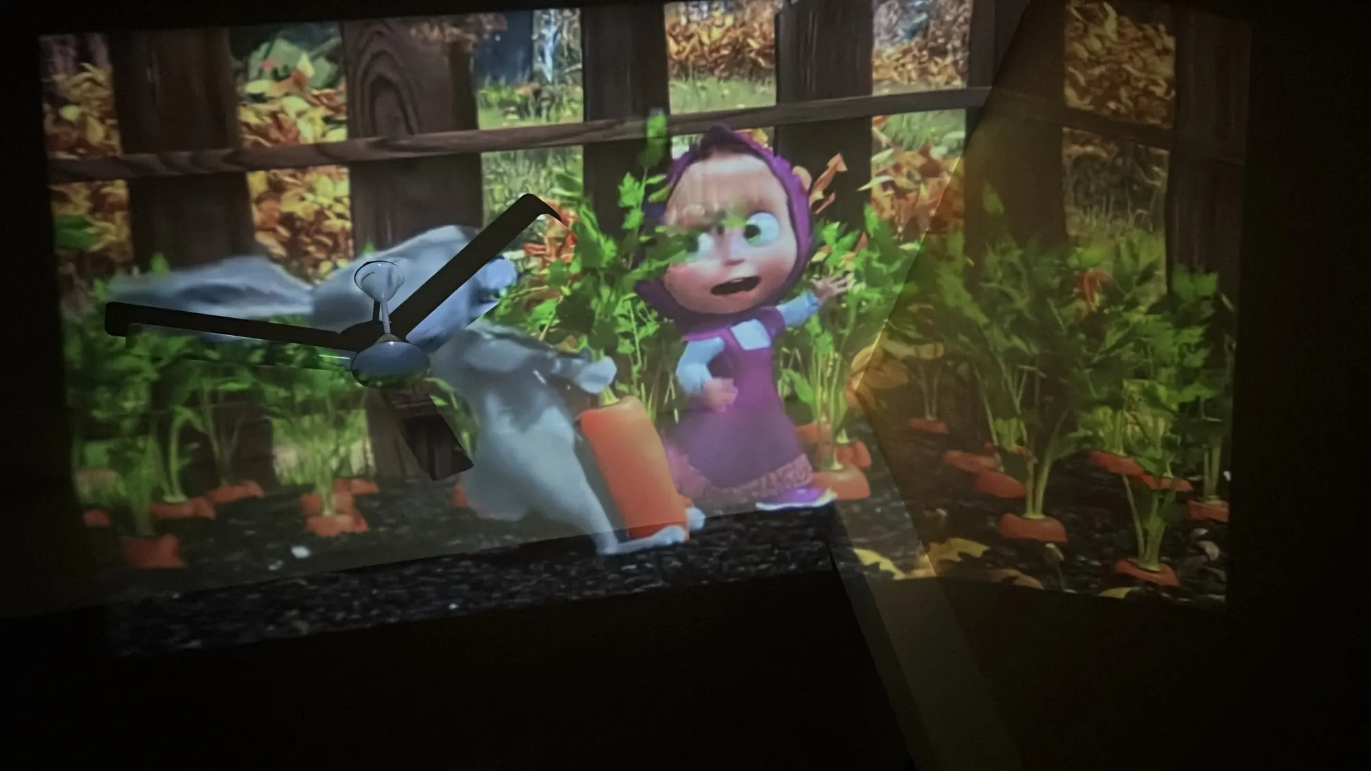 Magcubic Projector HY300 Pro photo review