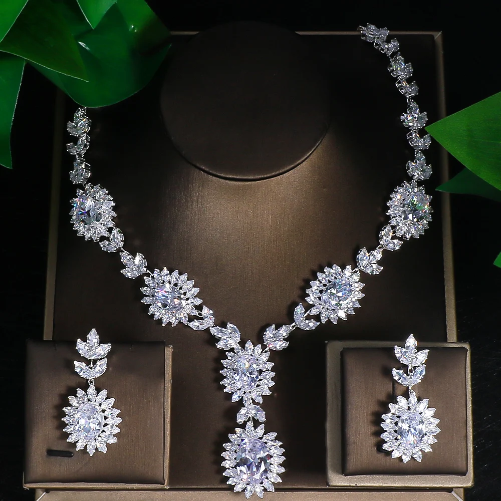 Naemi Women's Jewelry Set main image 0