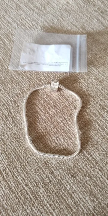 Joyería fina Original hecha a mano de lujo, pulsera de plata de ley 925 con dijes, pulseras suaves y lisas de hueso de serpiente para mujer photo review