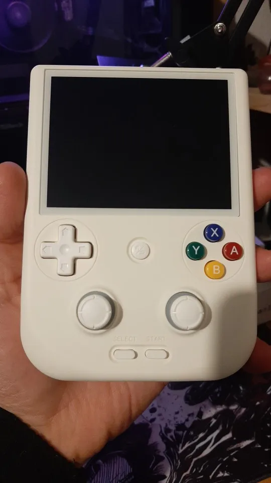 ANBERNIC RG 406V photo review