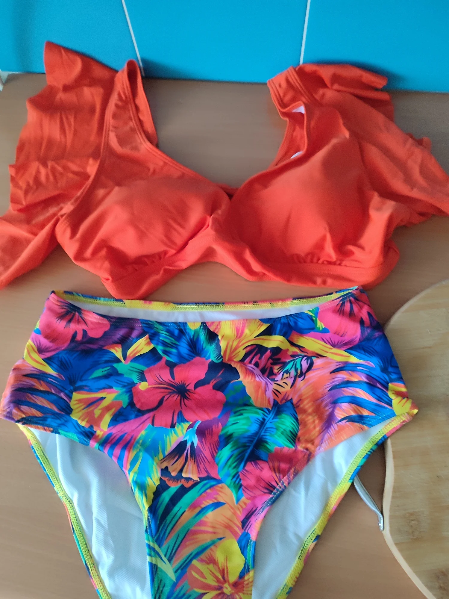 Elegant Plus Size Vintage Bikini Set for Confident Women photo review