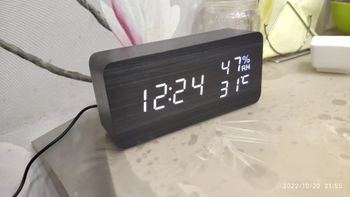 Digital Wooden Alarm Clock USB/AAA Powered photo review