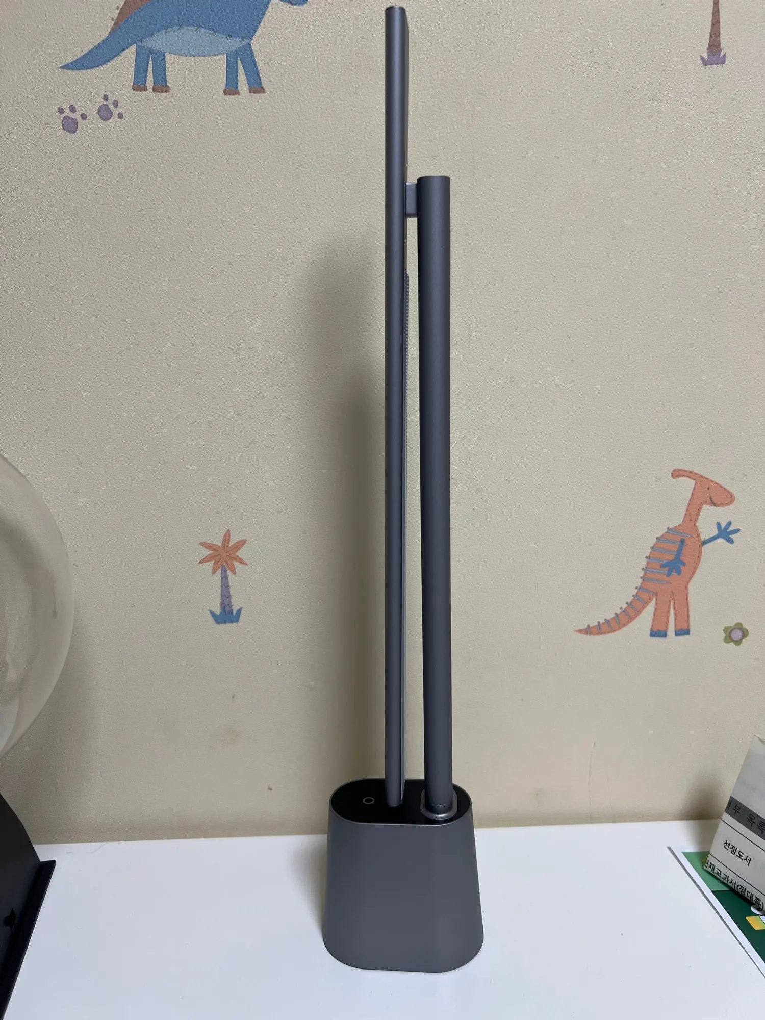 Baseus Smart Eye Protection LED Desk Lamp with Dimmable photo review