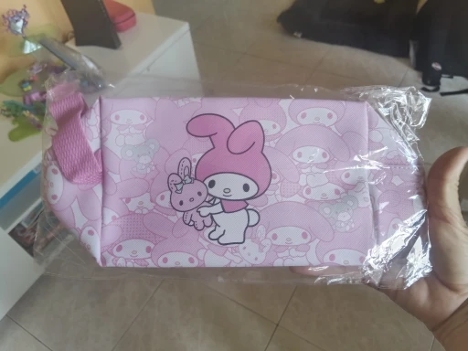 Sanrio bolsa de cosméticos Cinnamoroll Kuromi My Melody estuche para lápices monedero bolsas de maquillaje juguetes regalos para niñas photo review