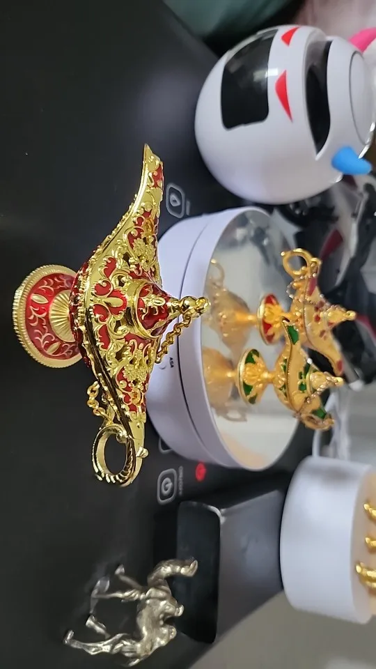 Aladdin's Legacy, Classic 12cm Magic Genie Lamp - Retro Home Décor & Unique Gift photo review