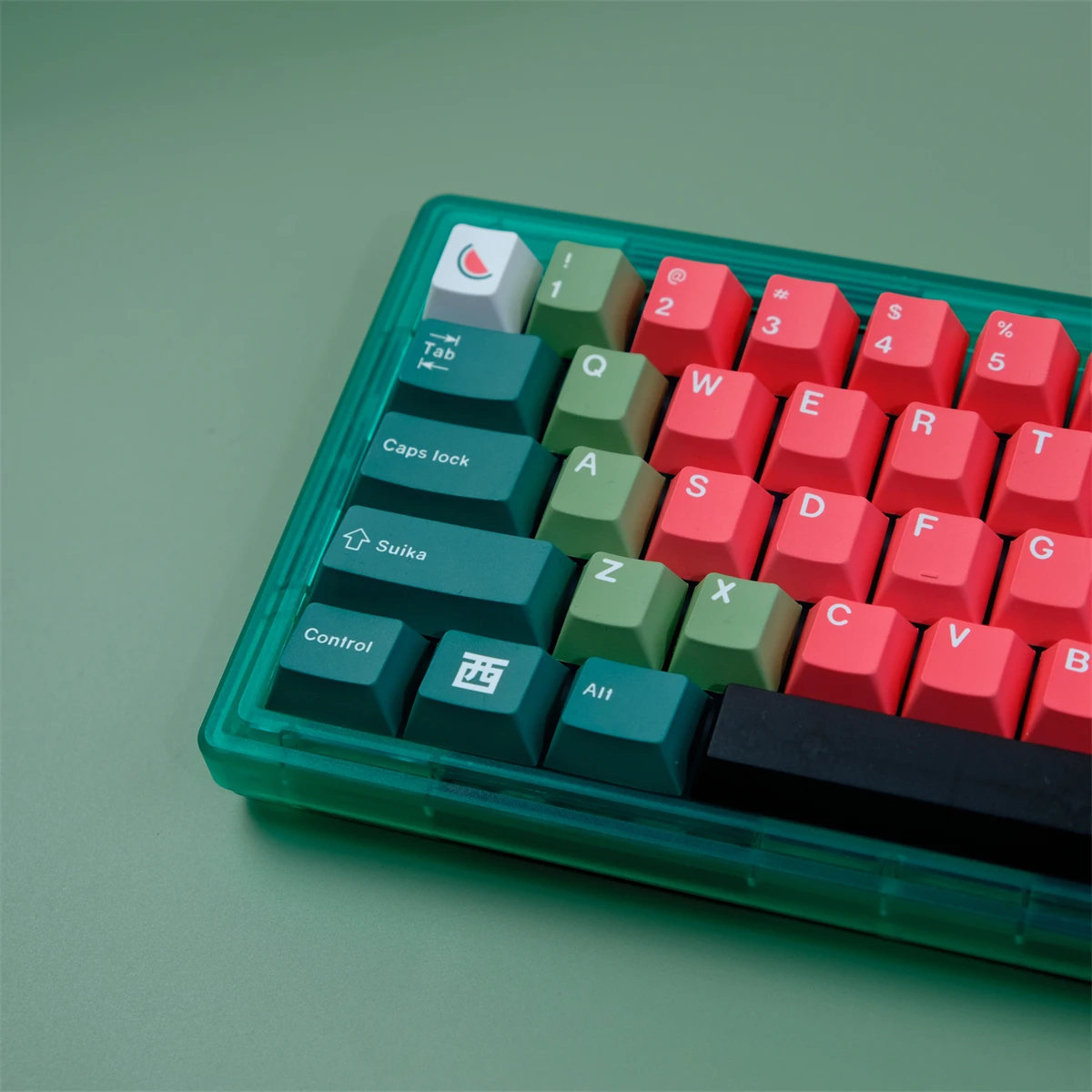 teclados e mouses