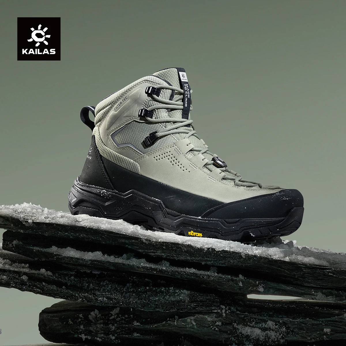 Ice Grip Hiking Shoes 1