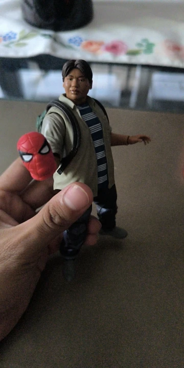 Marvel Legends 60th Anniversary Spider-Man Homecoming Ned Leeds 6