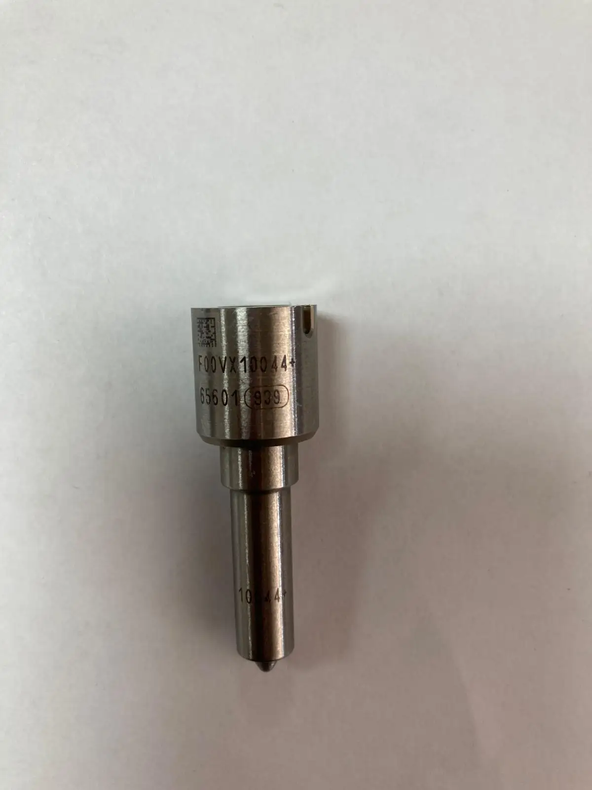 

F00VX10044 B0sch Piezo Injector Nozzle for 0445116009 0445116052 0445116053