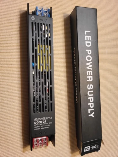 LED Power Supply Lighting Transformers AC190-240V Adapter photo review