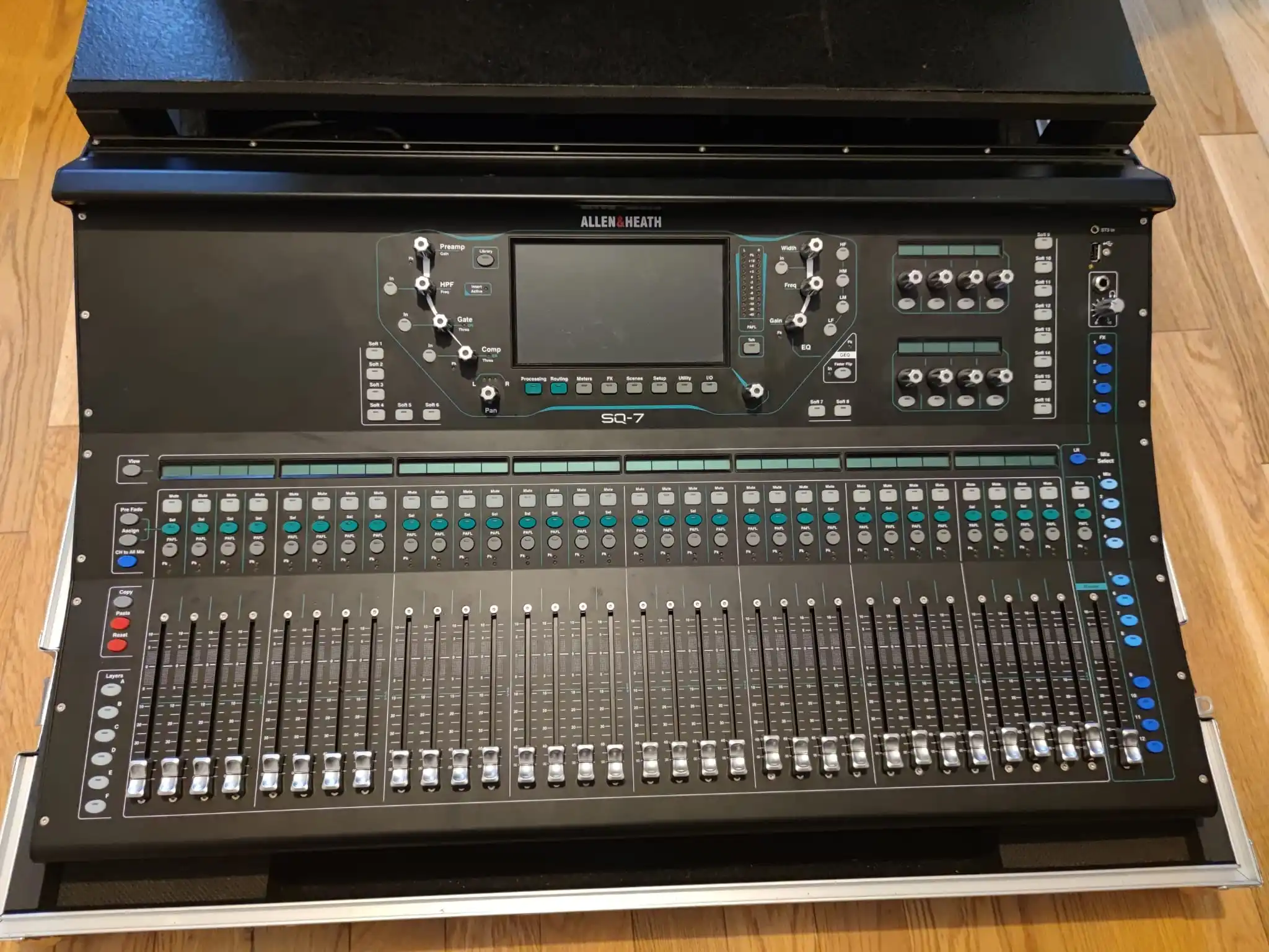 

Сейчас продавец DM! Mid-as M32R Li-ve Dig-ital Mi-xer DL32 Stage Box
