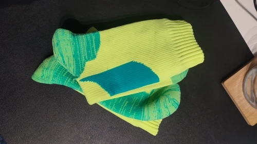 Wasserdichte Outdoor-Socken – Atmungsaktiv und Warm für Wandern, Camping, Skifahren & mehr photo review