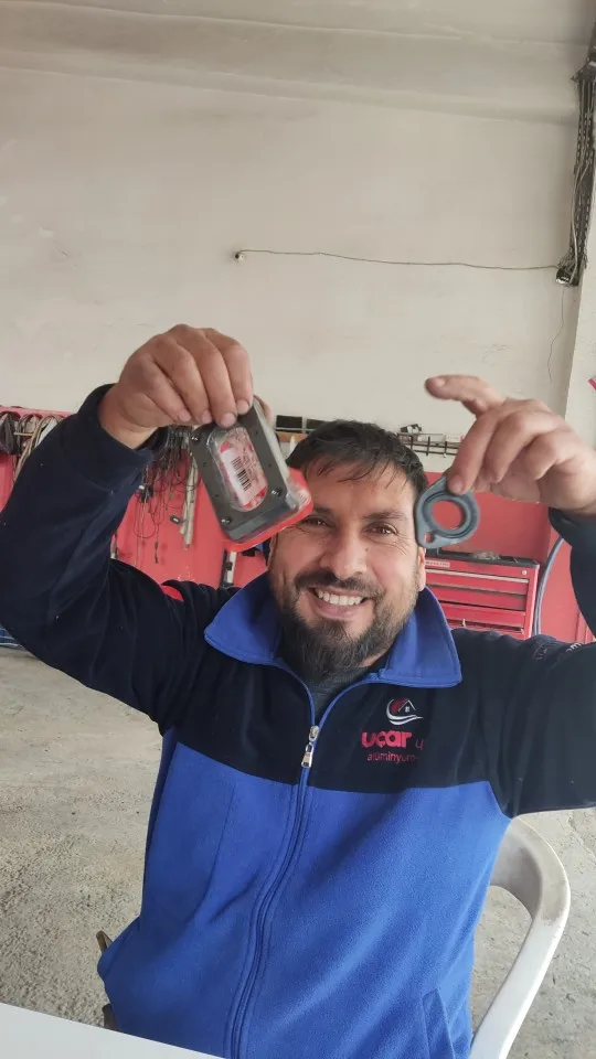 Simple Women's 3D Wave Curve Tee photo review