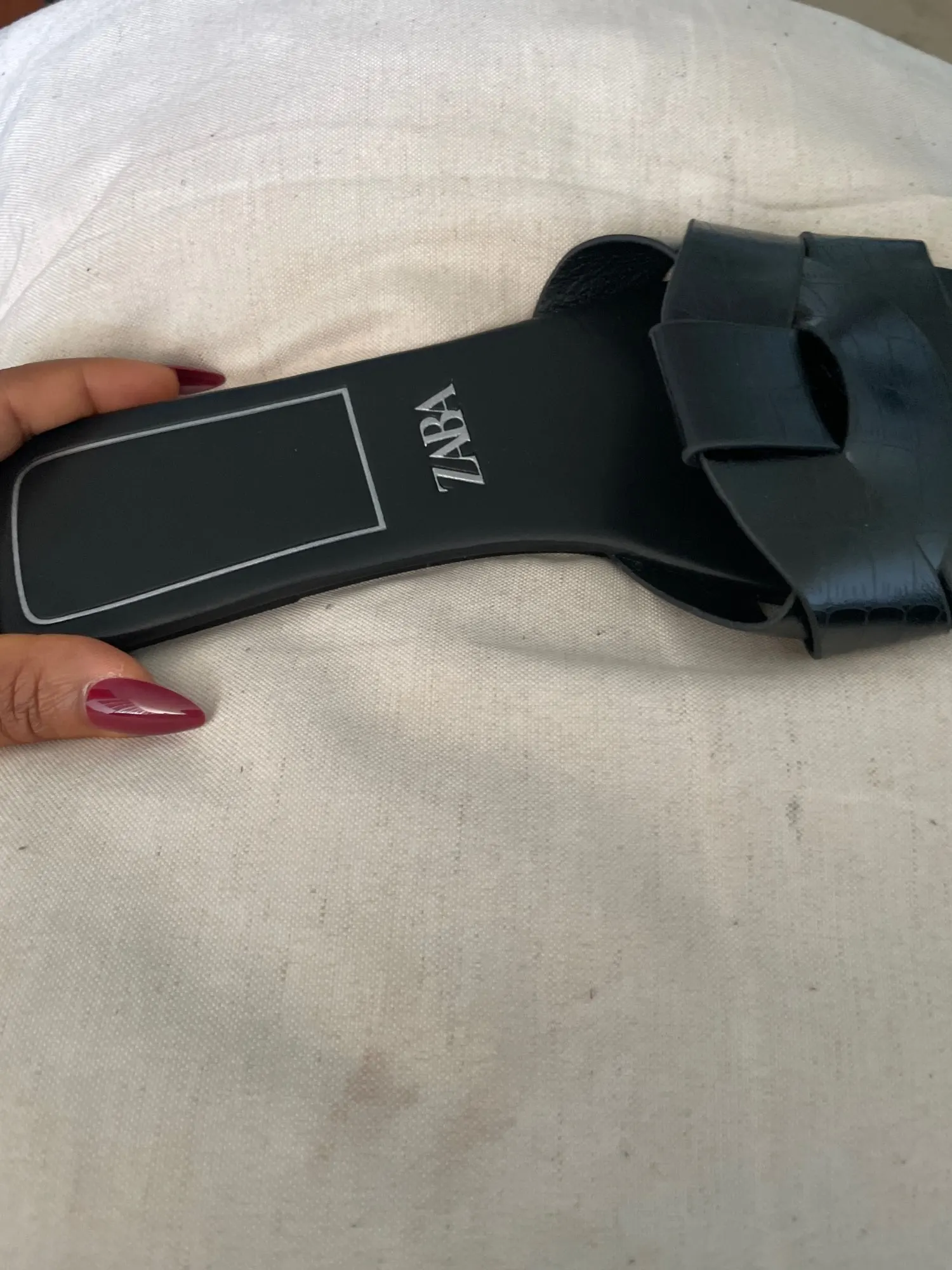 Pantoufles Plates Tissées Femme | Style Été 2025 | Chaussures Bout Ouvert Confortables & Décontractées photo review