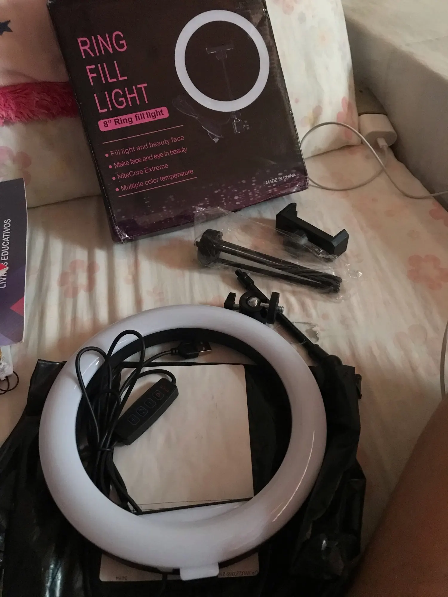 Luz Ring Light 8 Pol + Tripé De Mesa + Suporte Para Celular photo review