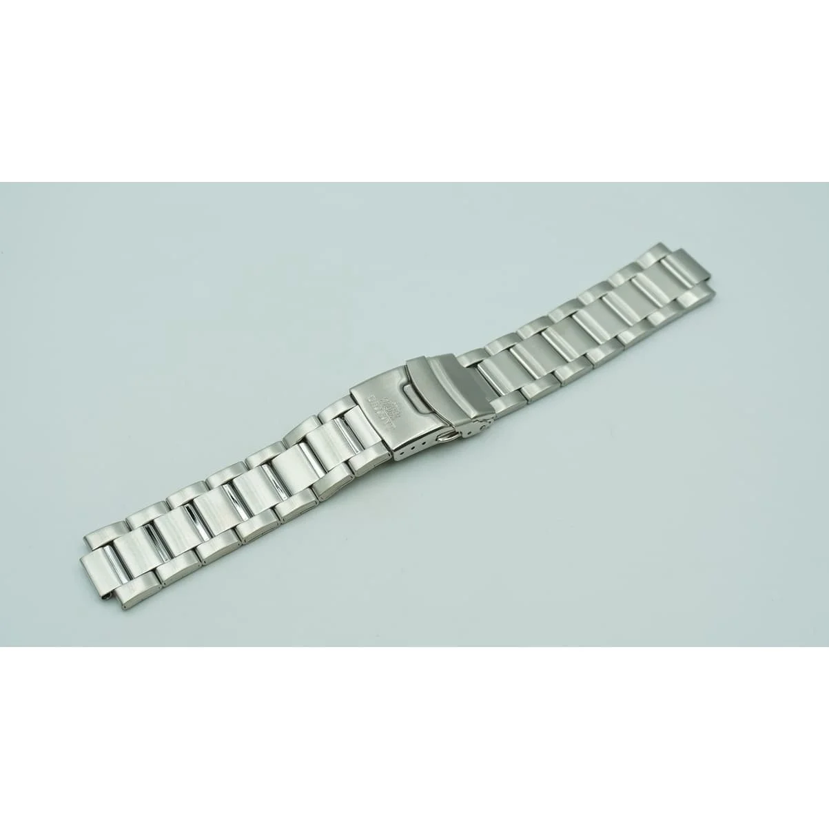 Браслет для часов Orient UNF6-C0, 22 мм, серебристый, дугой под