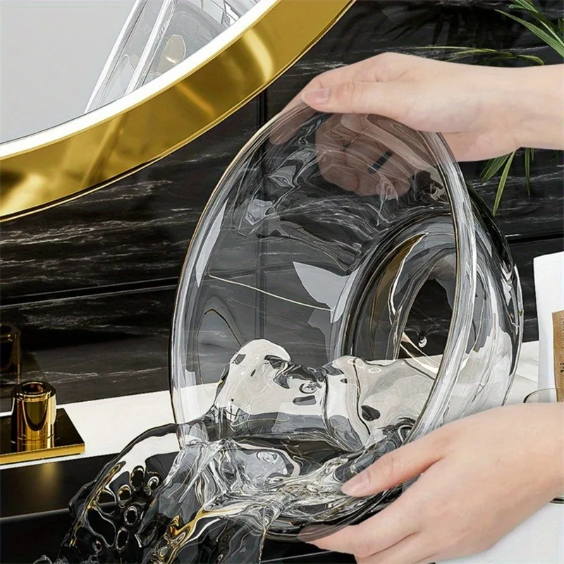 A set of 3 large, medium and small washbasins, transparent and thick, light luxury style