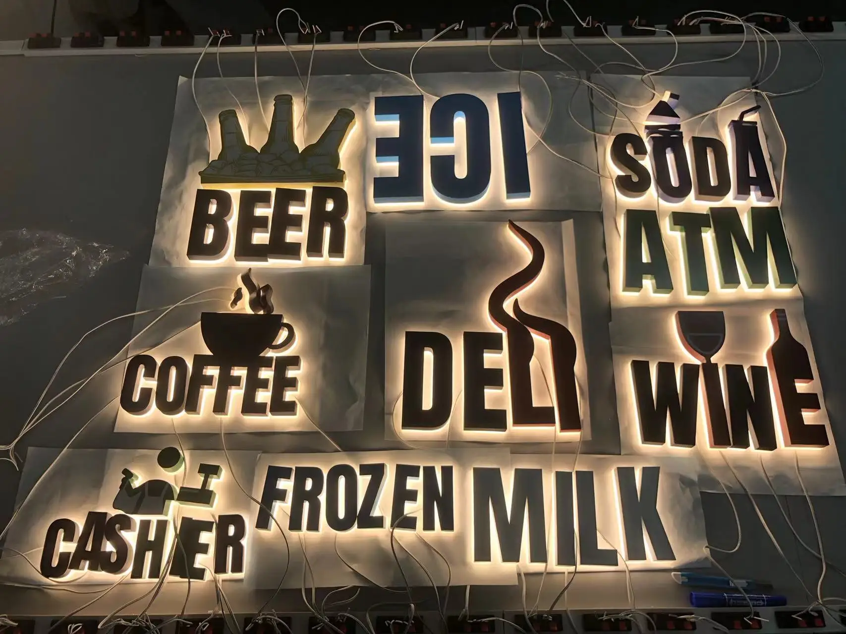 Logotipo comercial LED personalizado, letras iluminadas 3D,