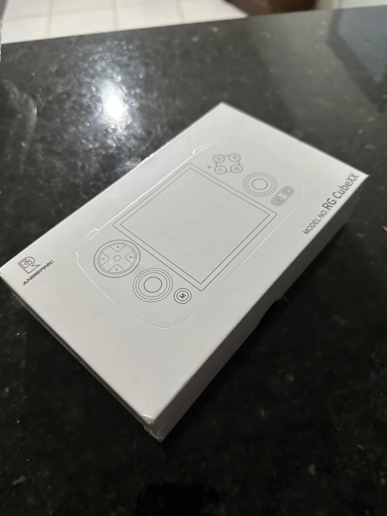 ANBERNIC RG CubeXX photo review
