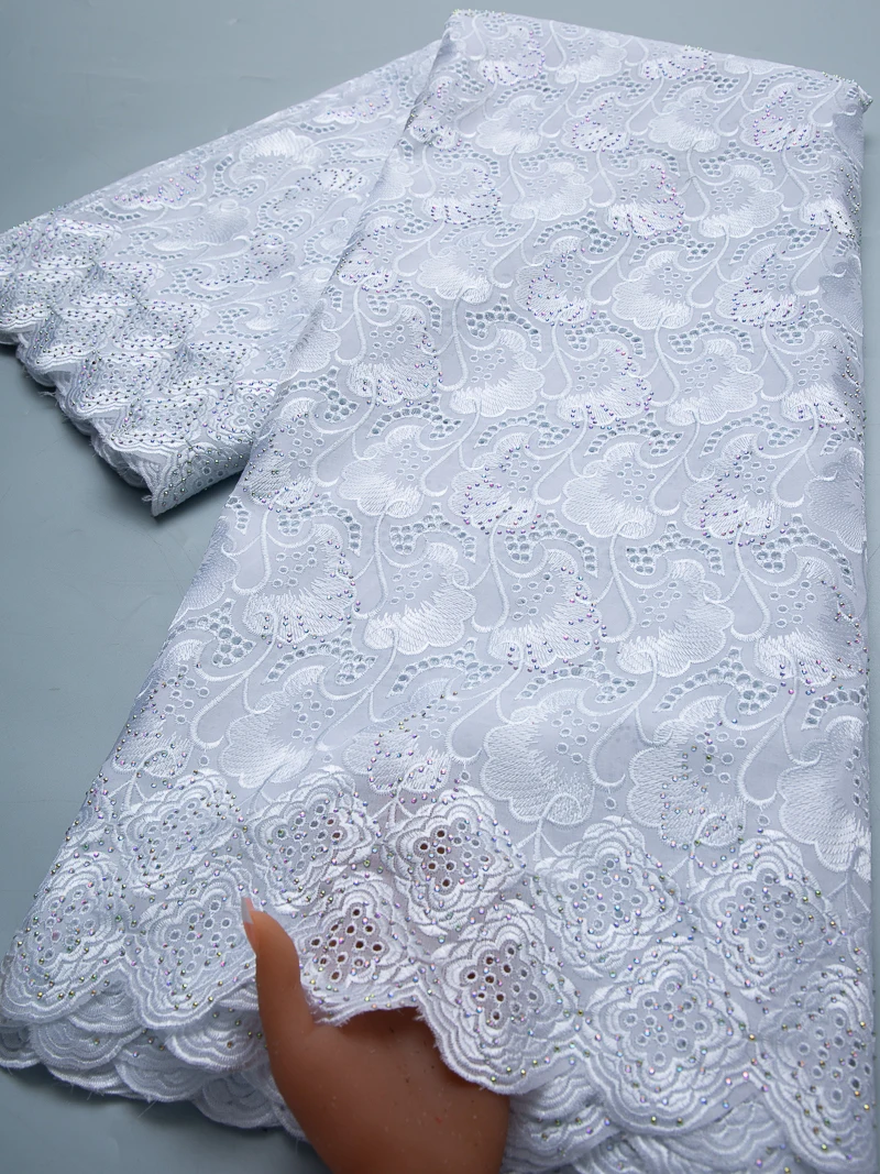 아프리카 스위스 보일 레이스 원단 2026 고품질 여성 드레스 원단 순백색 면 레이스 원단 DIY 파티 드레스용 TY4679