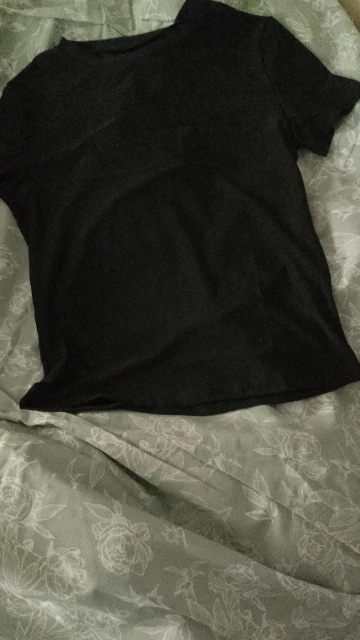 Luxe Polyester O-Neck Tee - Slim Fit Summer Essential photo review