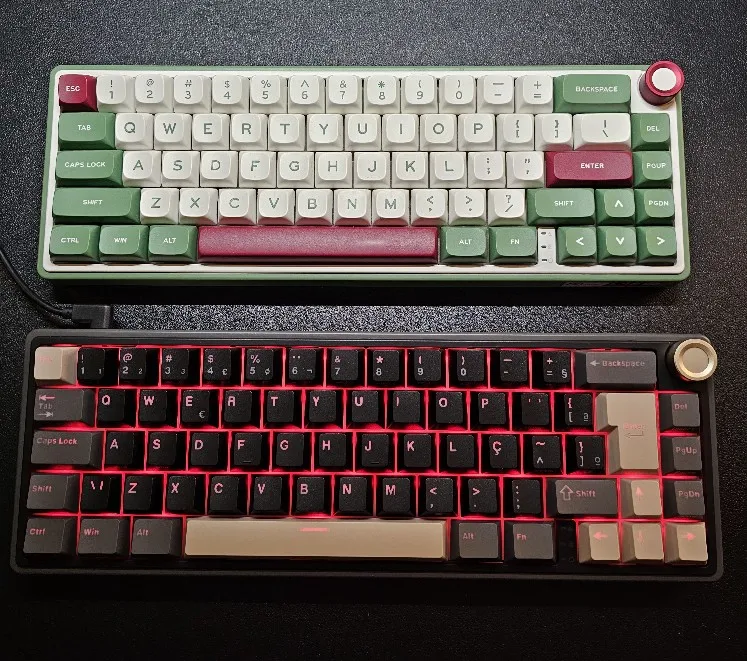 Teclado Mecânico Royal Kludge RK R65 photo review