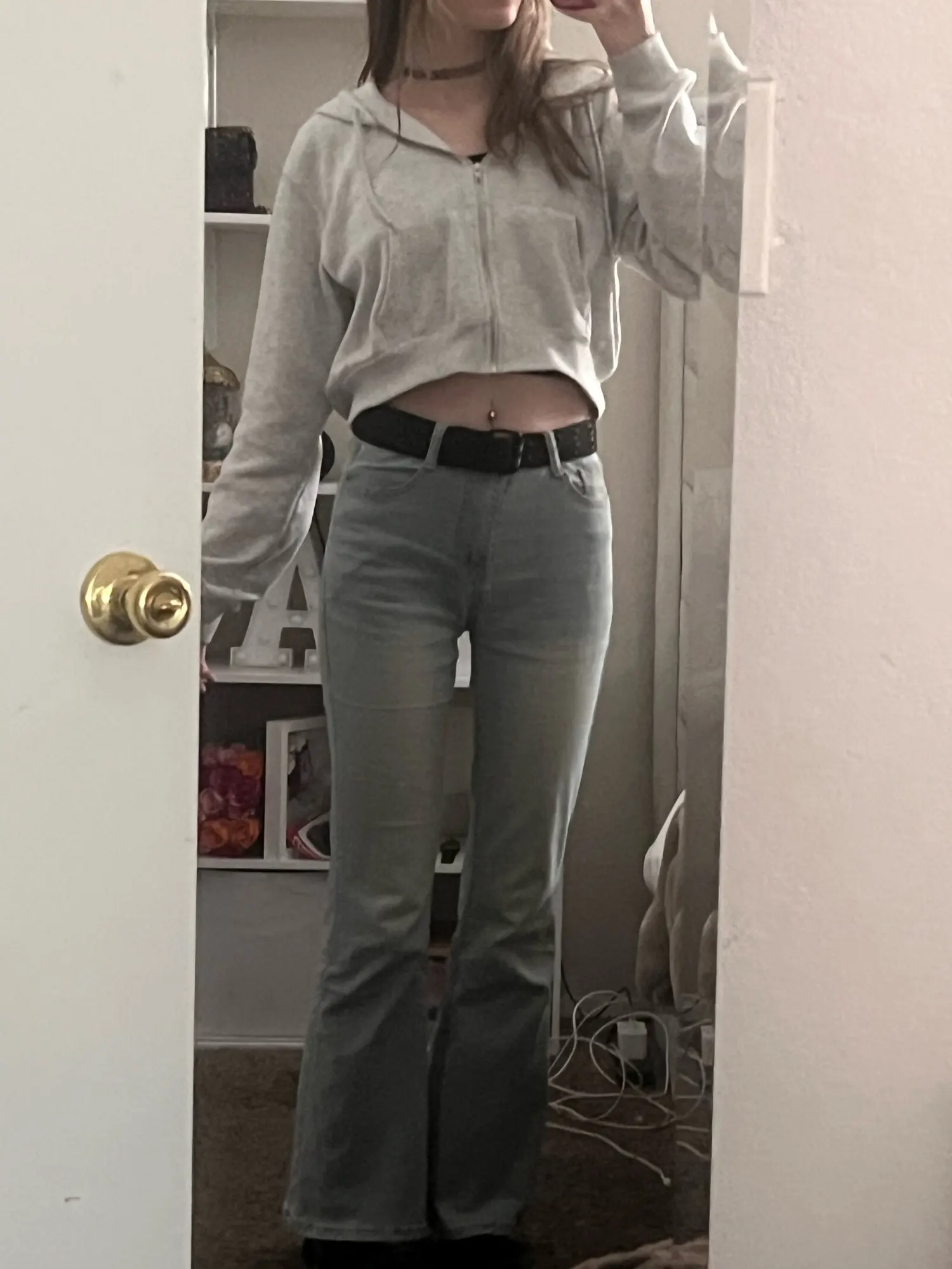 2025 Girls Concise Ins High Waist Flared Jeans Female Stretchy Bootcut Denim Pants Women Solid Color Thin Bell Bottoms Trousers photo review