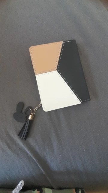 Women's PU Leather Wallet photo review