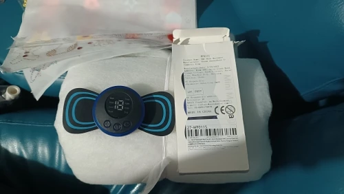 Tragbares EMS Nackenmassagegerät - Muskelstimulator für Nacken- und Rückenschmerzlinderung photo review