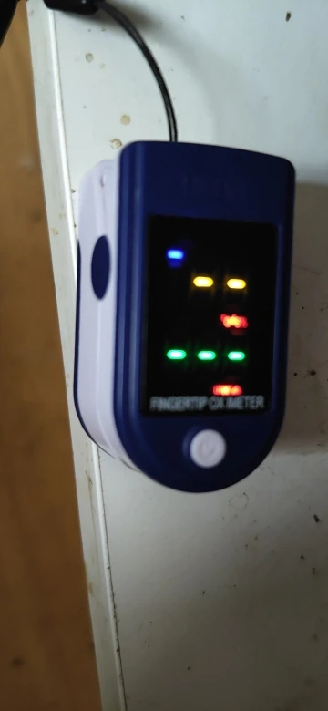 Termómetro infrarrojo Digital para la frente y el cuerpo, termómetros para la fiebre sin contacto o oxímetro de pulso de dedo portátil médico, oxígeno en sangre photo review