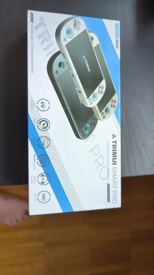 Retroid Pocket 5 Handheld Game Console photo review