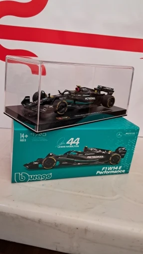 1:43 Mercedes-AMG Petronas F1 Team W15 Model Car photo review
