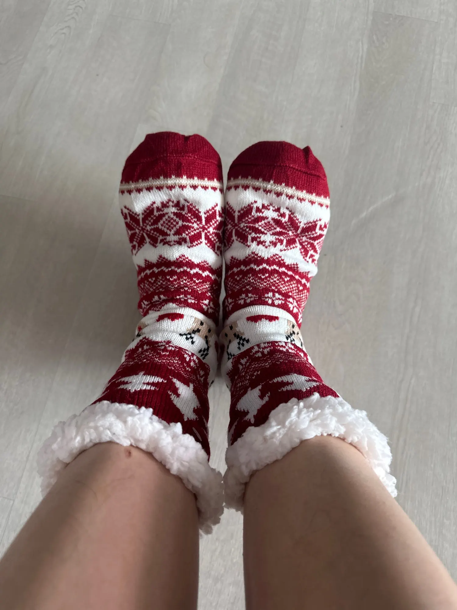 Flauschige Wintersocken mit niedlichen Tiermotiven photo review