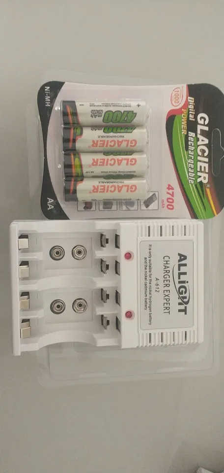 Kit Carregador De Pilhas E Pilhas Recarregáveis AA AAA - Neverdie Store photo review