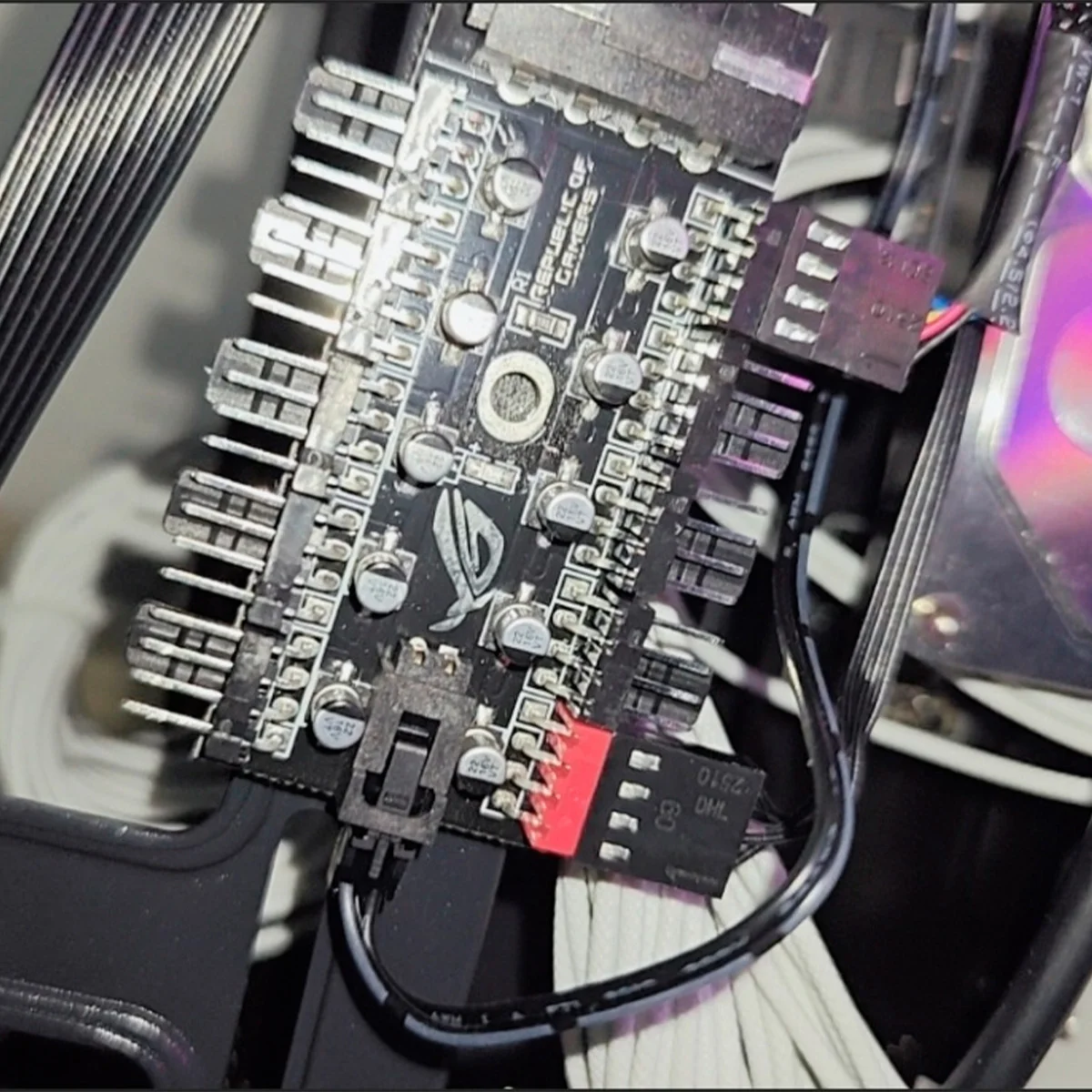 12V 4핀 PWM 팬 컨트롤러 허브, 10방향 팬 분배기, PC 케이스 냉각 팬용 SATA/4D 전원 공급 장치