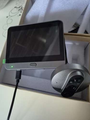 HD Smart Eye, Your Front Door, Visible Everywhere You Go.