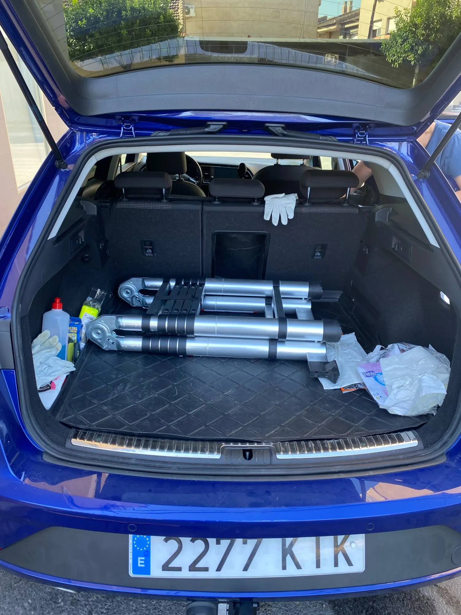 3.8m/ 5m Folding Telescopic Ladder A-Frame, Alloy Aluminum/ Stainless Steel, Non-Slip, Stable, 150KG LoadCapacity, EN131 photo review