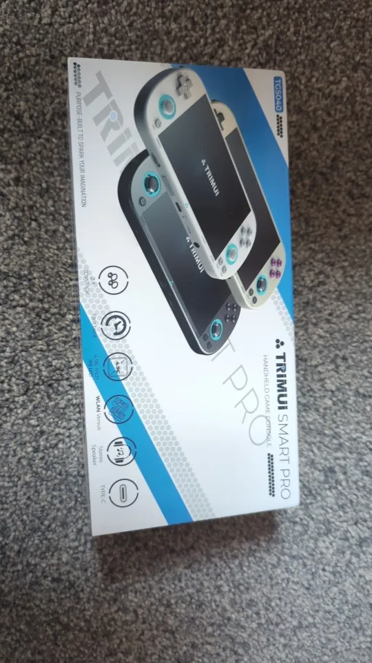 Retroid Pocket 5 Handheld Game Console photo review