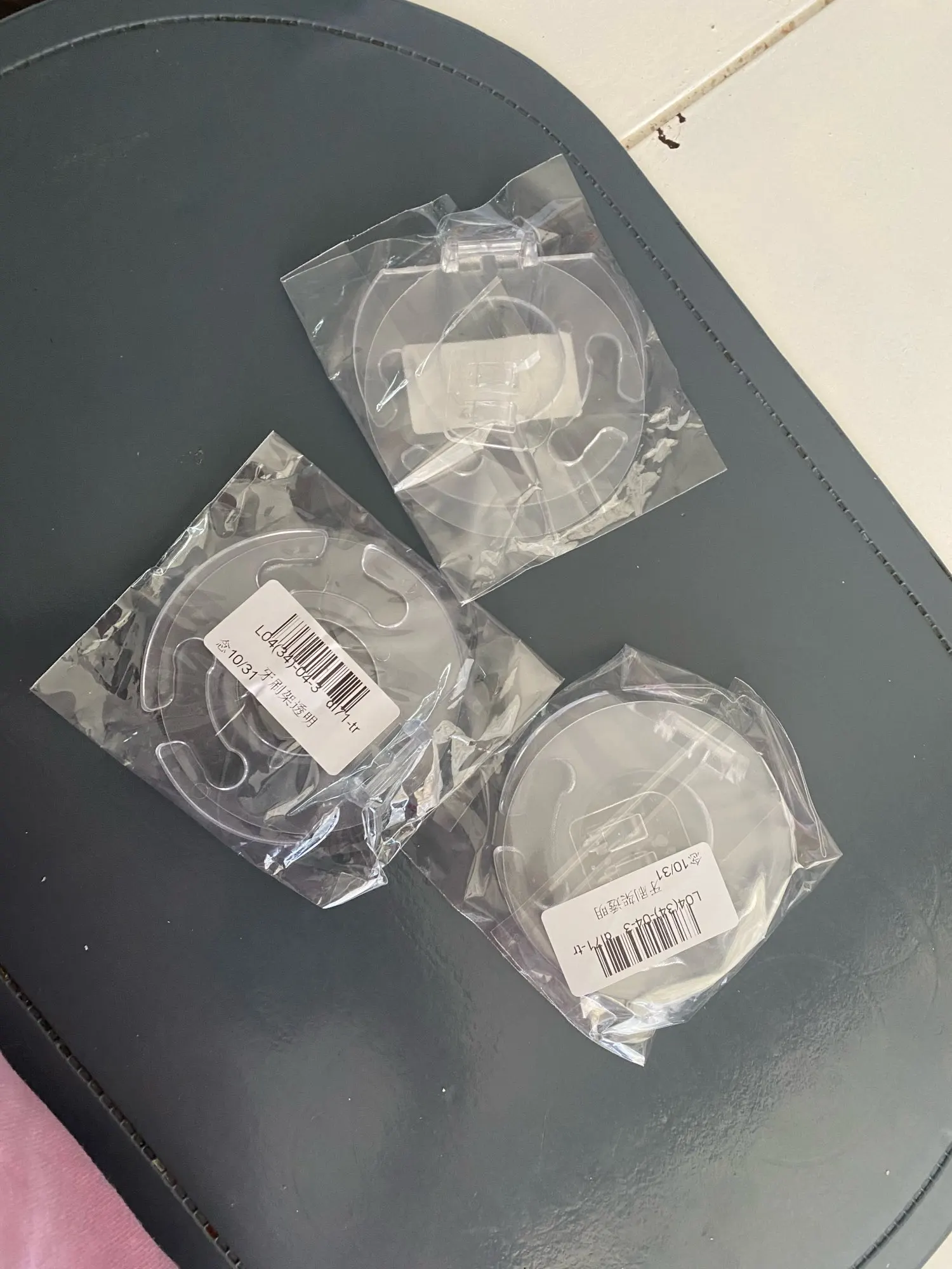 Toothbrush Hanger with Toothpaste Dispenser photo review