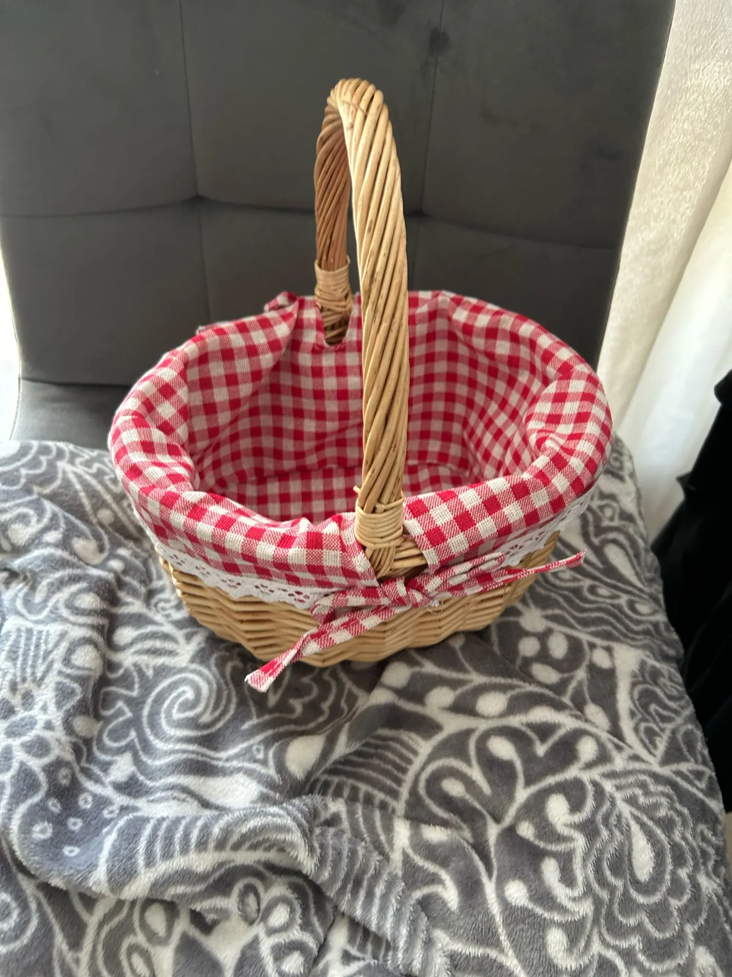 Zerodeko Little Red Riding Hood Basket Hand Woven Picnic Bag Gift Basket Wicker Storage Basket Linen Inner Basket Storage photo review