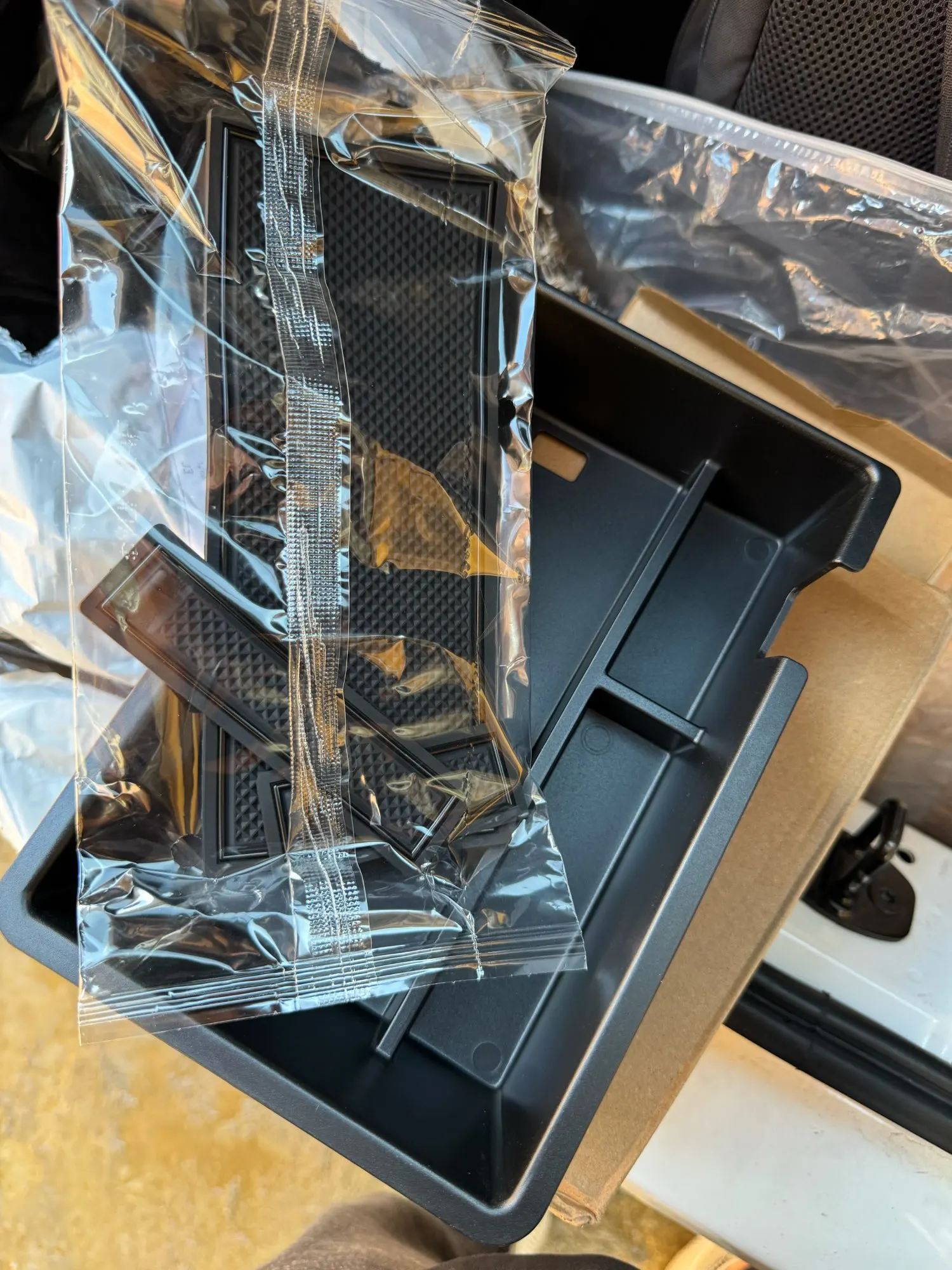 Central Control Lower Storage Box Console Armrest Storage Box Cup Holder for BYD Yuan UP