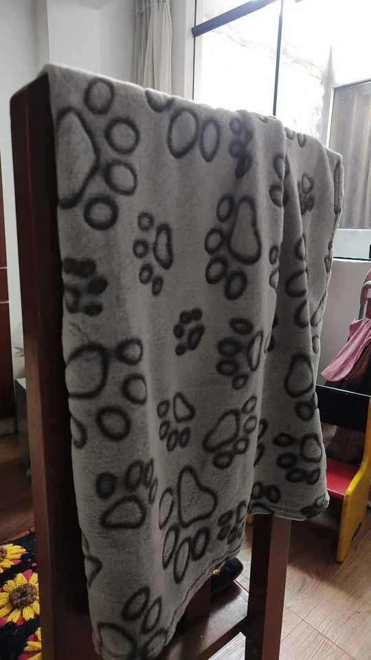 Fleece Dog Blanket- Soft, Cosy & Washable photo review