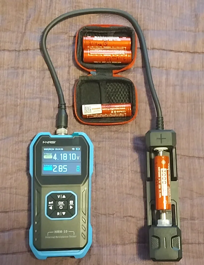 FNIRSI HRM-10 Testeur De Tension Et De Résistance Interne De Batterie