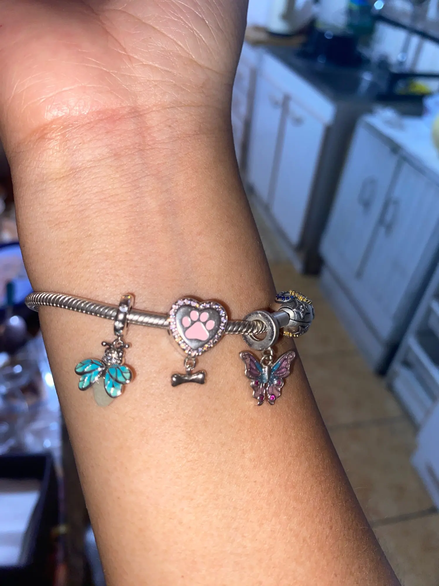 Nuevo 2025 925 dijes de plata esterlina cuentas amor corazón rosa Original encanto colgante ajuste pulseras DIY joyería regalo de cumpleaños photo review