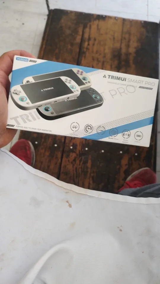 Retroid Pocket 5 Handheld Game Console photo review