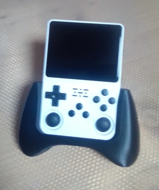 BOYHOM R36S consola de videojuegos portátil Retro sistema Linux pantalla IPS de 3,5 pulgadas R35s Pro reproductor de vídeo portátil de bolsillo juegos de 64GB photo review