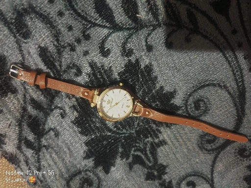 2024 Women's PU Leather Thin Strap Quartz Watch photo review