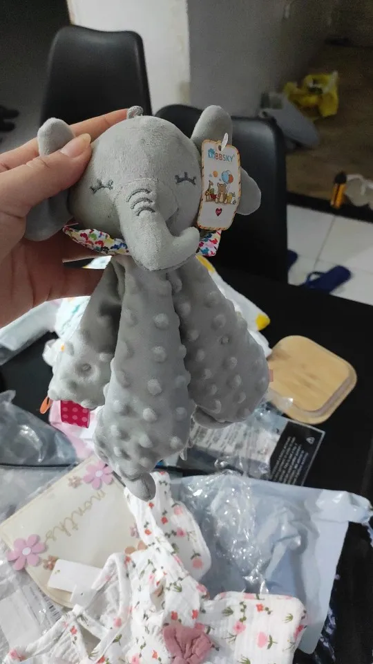 Soft Giraffe Zebra Animal Handbells Rattles Plush Infant Baby Development Handle Toys photo review