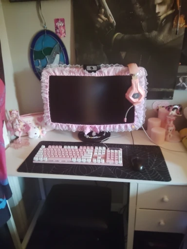 K500 Pink Keyboard Mixed Color White Pink Keycaps 104 Keys Wired Gaming Keyboard for Laptop PC photo review