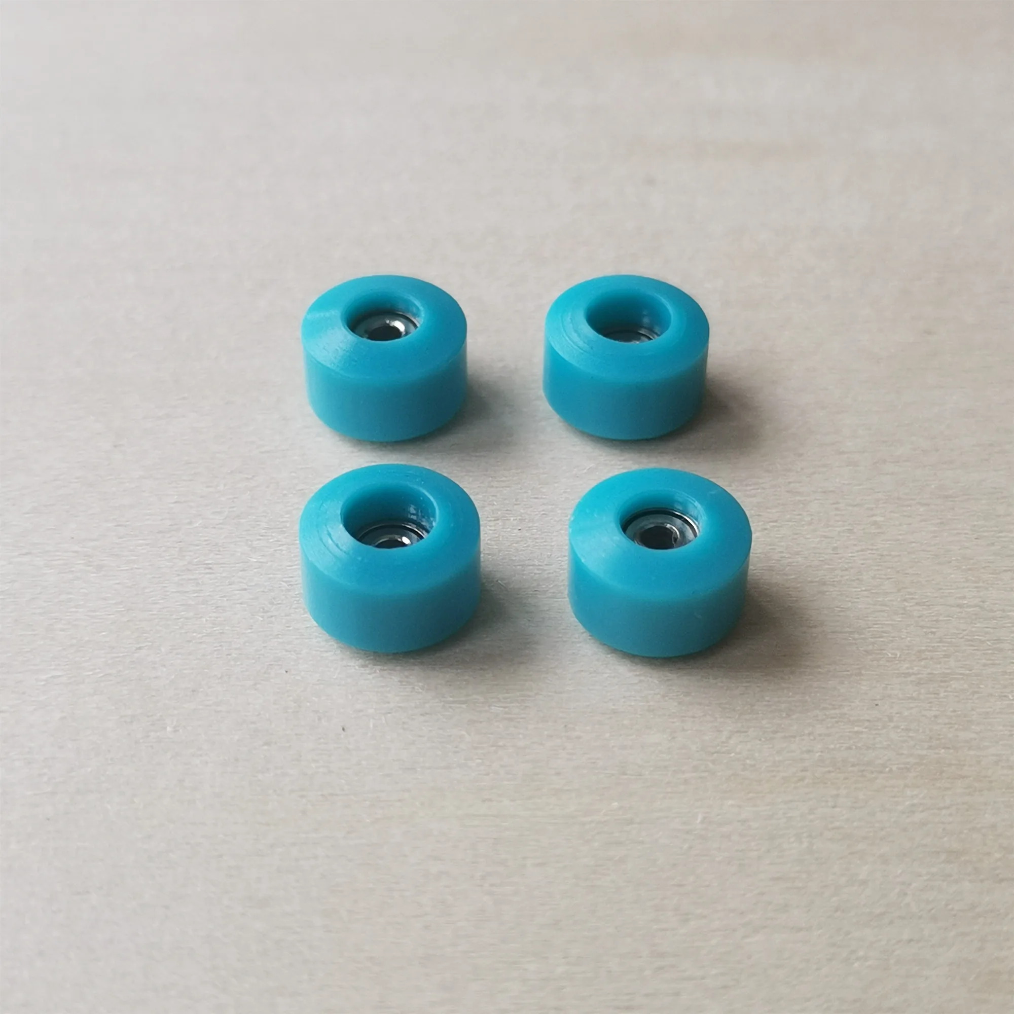 Fingerboard Wheels with High Speed Bearing for Mini Skateboard Finger Skate Board finger skateboard toys fingerboard set